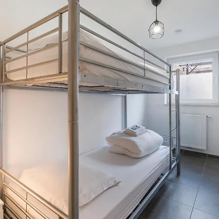 Gelijkvloers App Met Ruim Terras Op 1 Min Zee