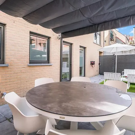 아파트 Gelijkvloers App Met Ruim Terras Op 1 Min Zee *