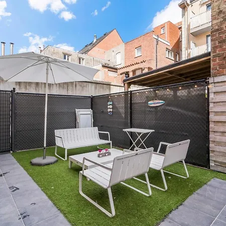 Gelijkvloers App Met Ruim Terras Op 1 Min Zee 블랑켄베르크