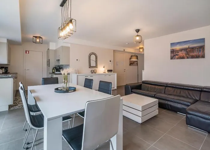 Gelijkvloers App Met Ruim Terras Op 1 Min Zee