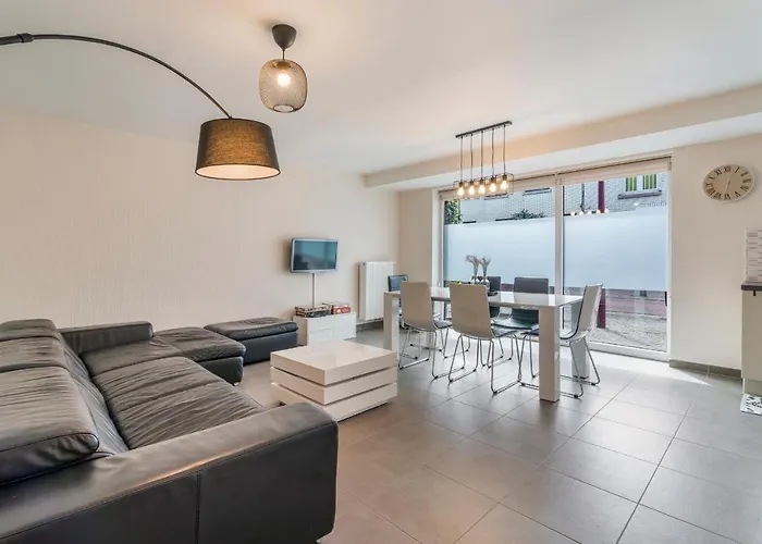 Gelijkvloers App Met Ruim Terras Op 1 Min Zee Lägenhet